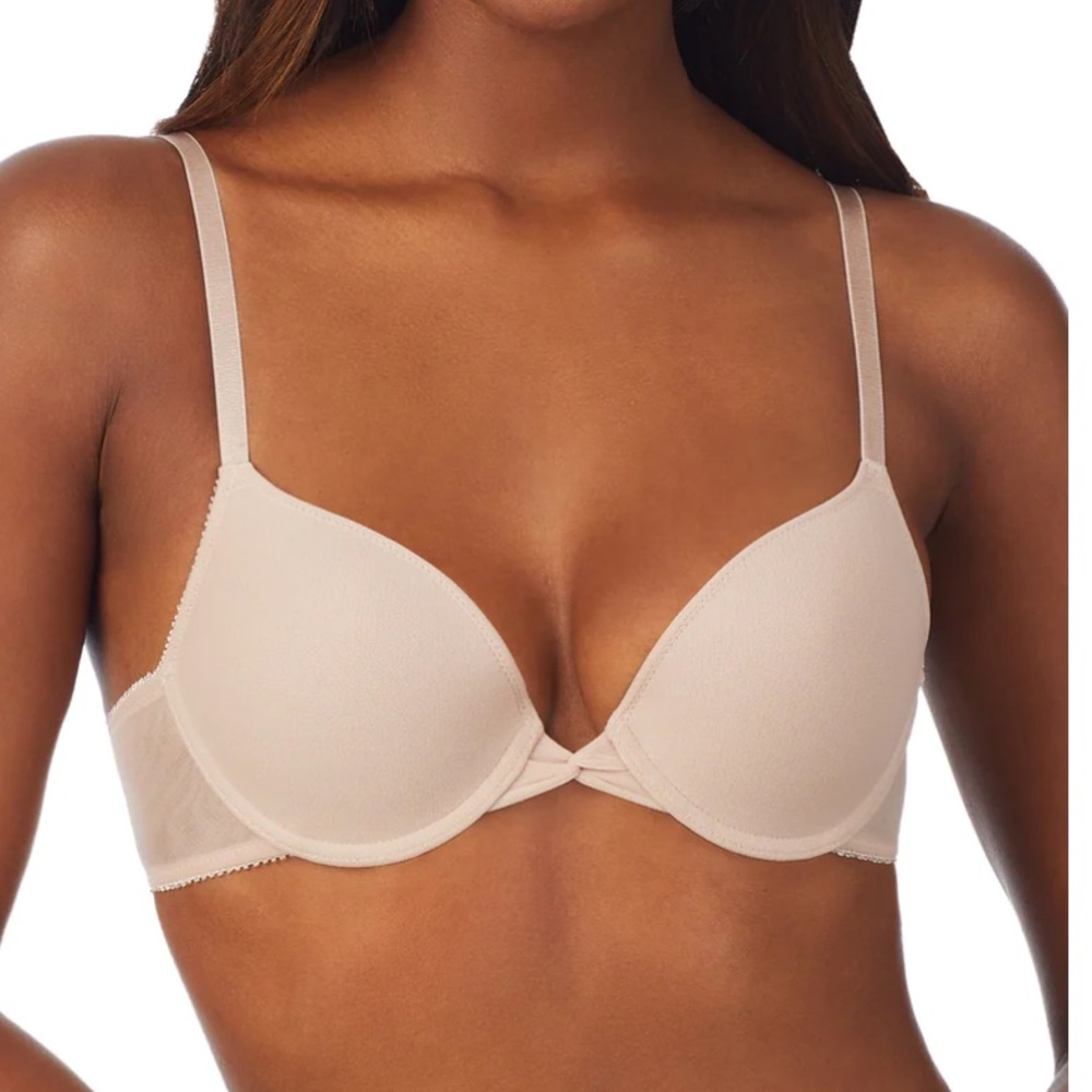 NWT Champagne mesh bump it up bra by On Gossamer